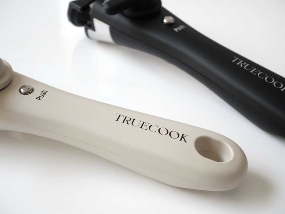 【TRUECOOK/トゥルークック】コンパクトに収納できる四角いフライパンセット