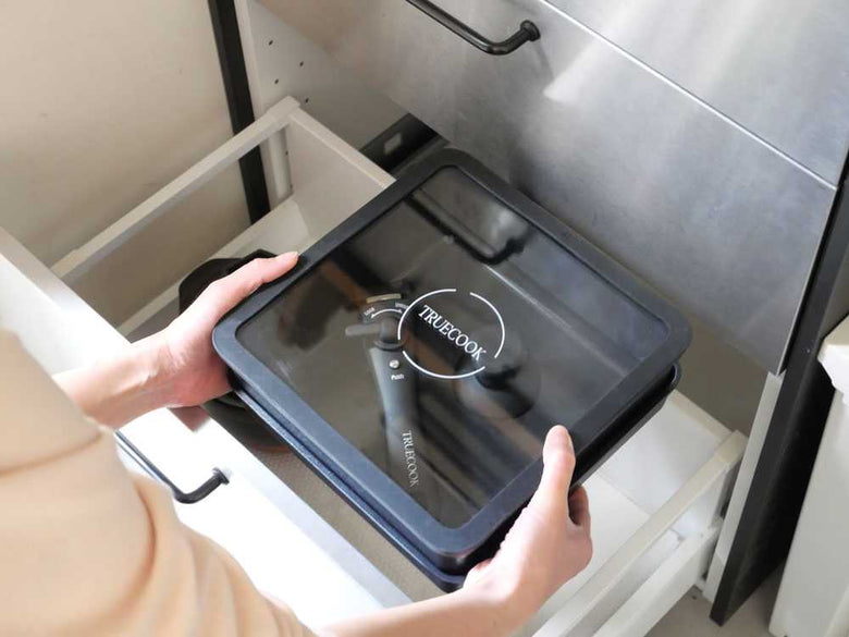 【TRUECOOK/トゥルークック】コンパクトに収納できる四角いフライパンセット