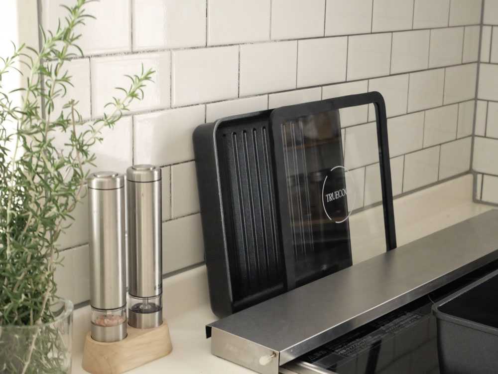 【TRUECOOK/トゥルークック】コンパクトに収納できる四角いフライパンセット