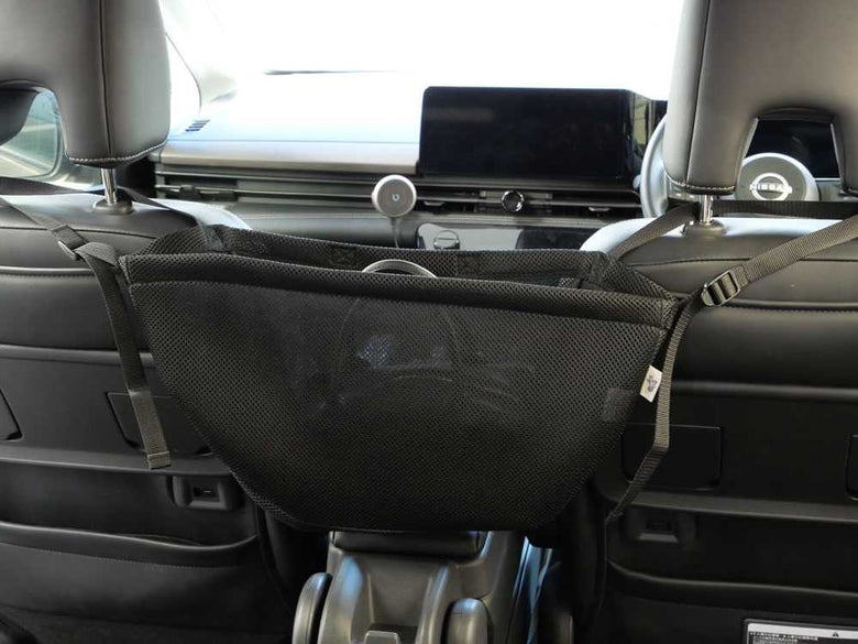 浮かせて便利な車の収納メッシュポーチ・ホルダー