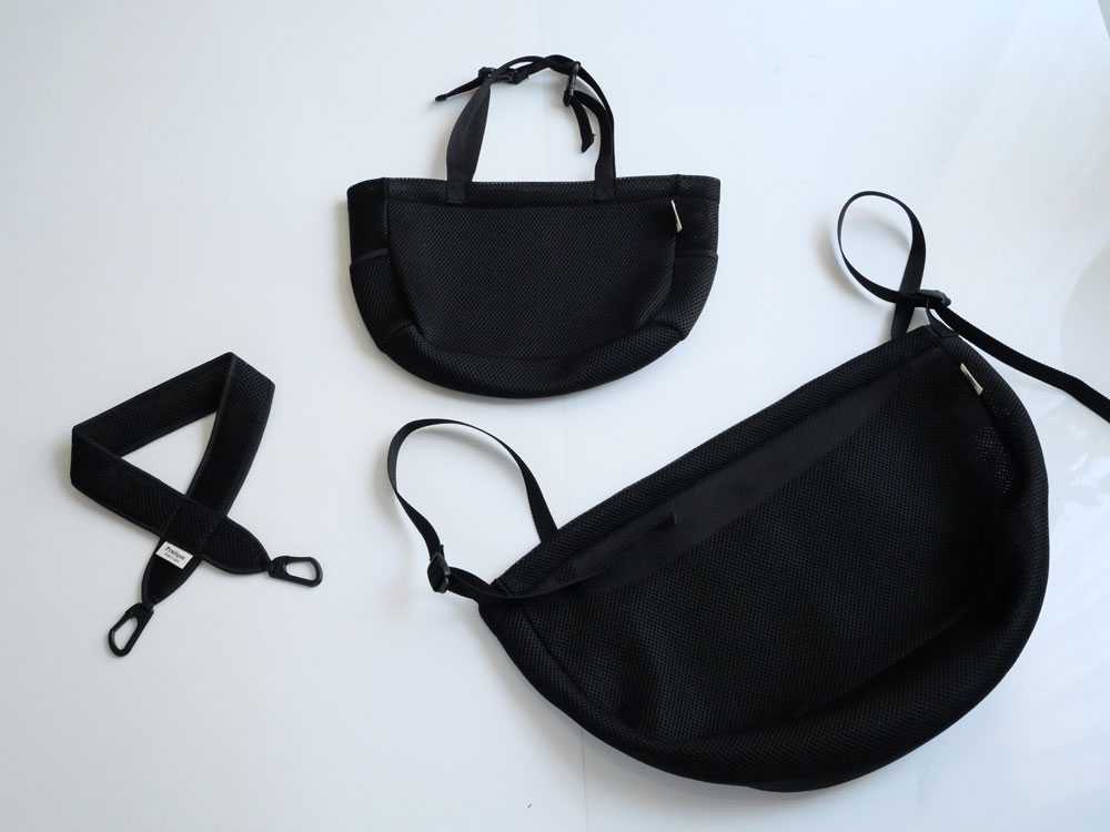 浮かせて便利な車の収納メッシュポーチ・ホルダー