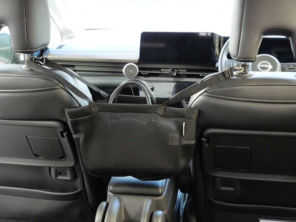 浮かせて便利な車の収納メッシュポーチ・ホルダー