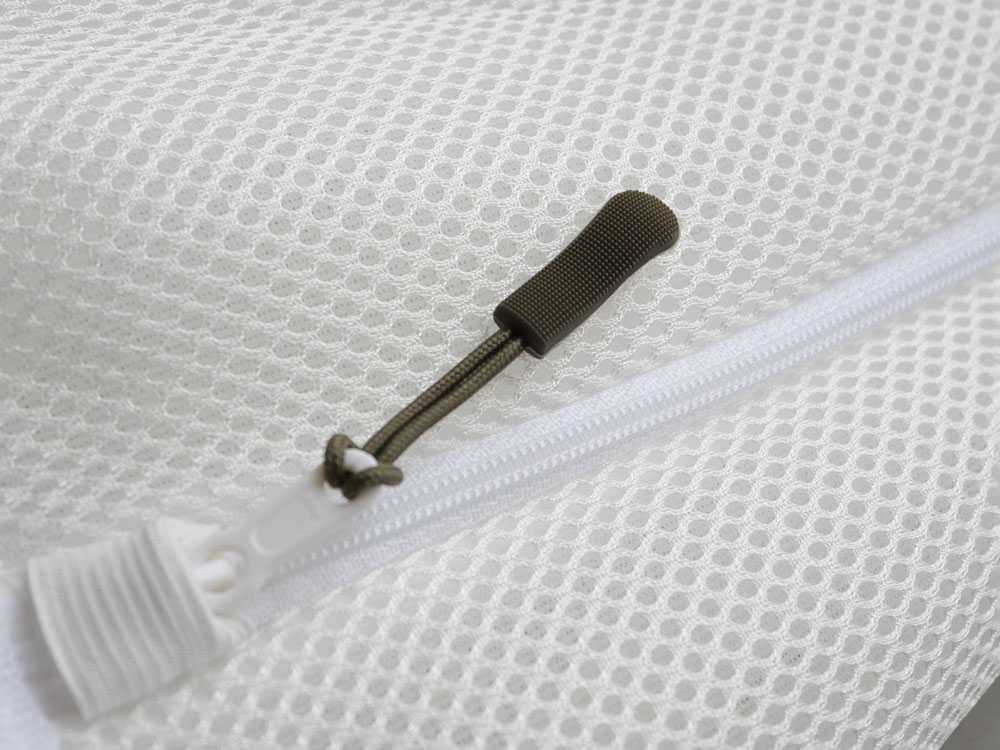 【carewill/ケアウィル】自立する、丸ごと洗えるランドリーバッグ