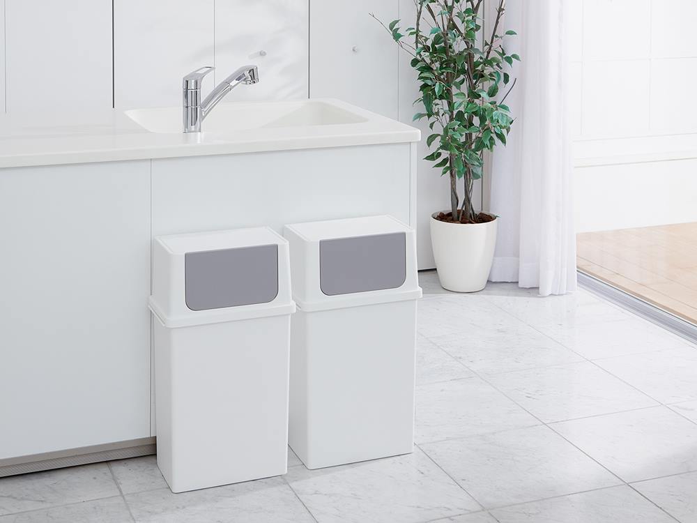 白色フロントオープンプラスチック製トラッシュビン