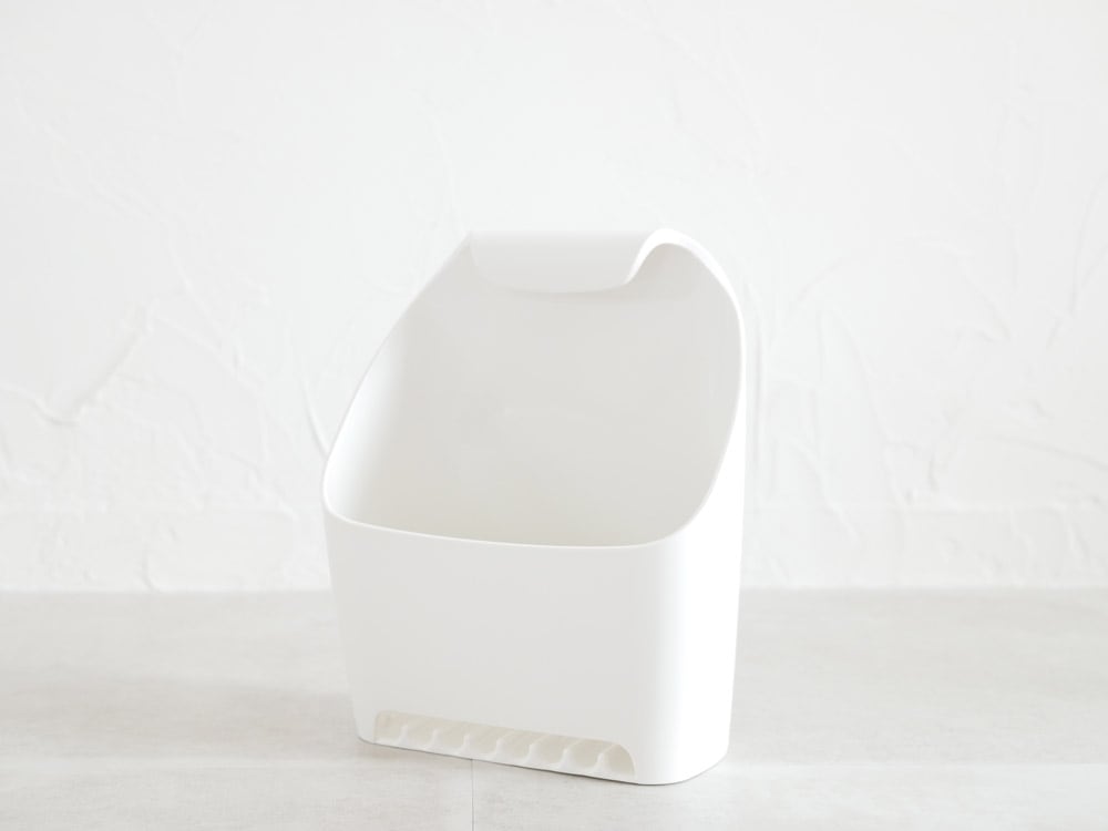 マーナのプラスチックタオルバスケット