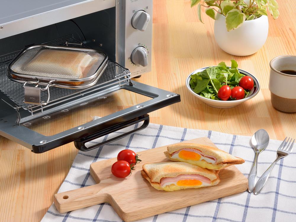 オークスのグリルホットサンドメッシュ