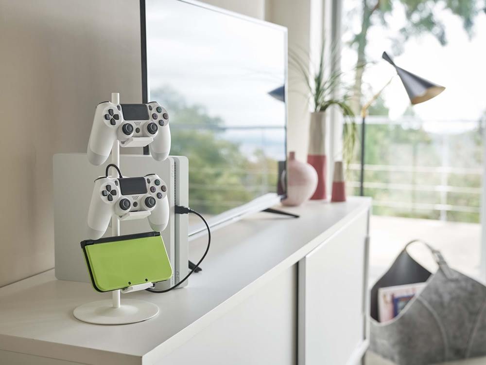YAMAZAKIのスマートゲームコントローラー収納ラックとコントローラー