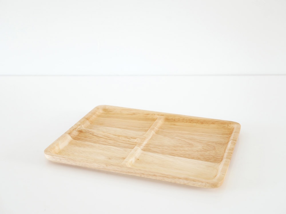 ACACIAカフェプレートに盛られたフィンガーフード