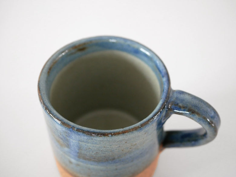 adepecheアデペシュの青い美濃焼マグカップ