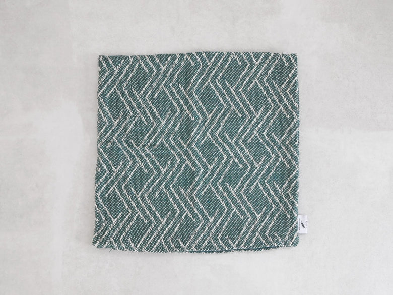 ポッシュリビングMUKTクッションカバー、コットンとポリエステル素材