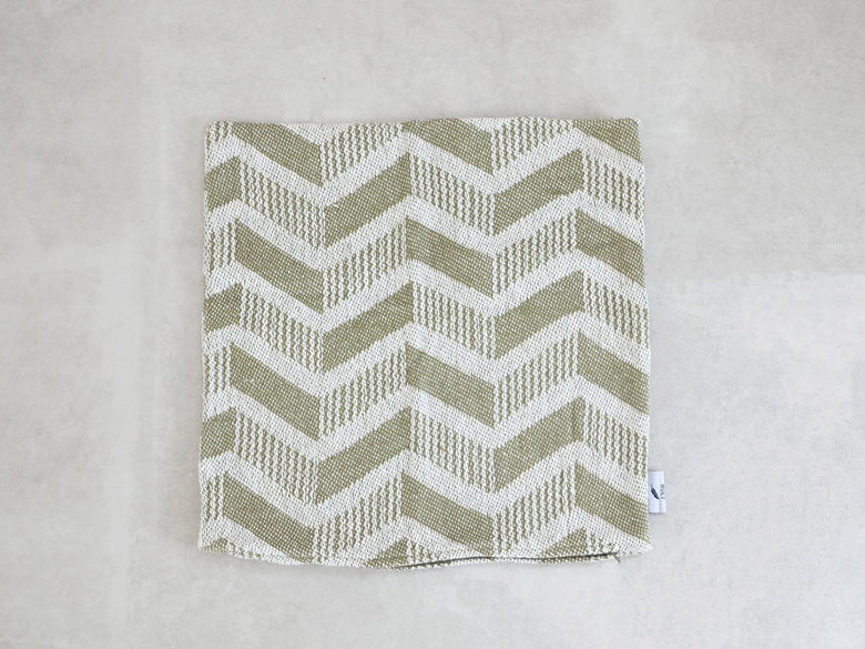 ポッシュリビングのMUKTクッションカバー