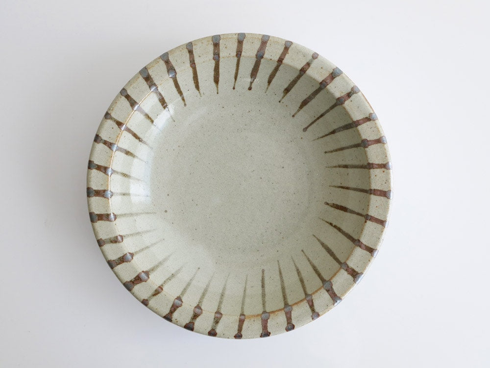 アデペシュのOTOHA私のプレート、陶器製