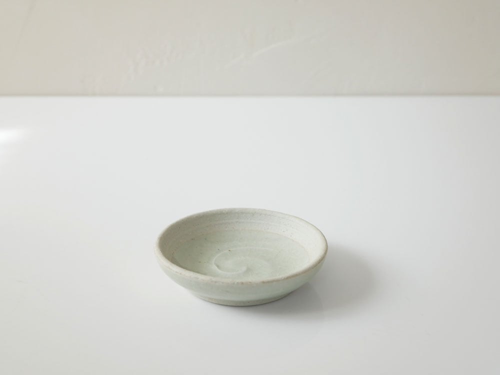 アデペシュブランドのOTOHA陶器豆皿