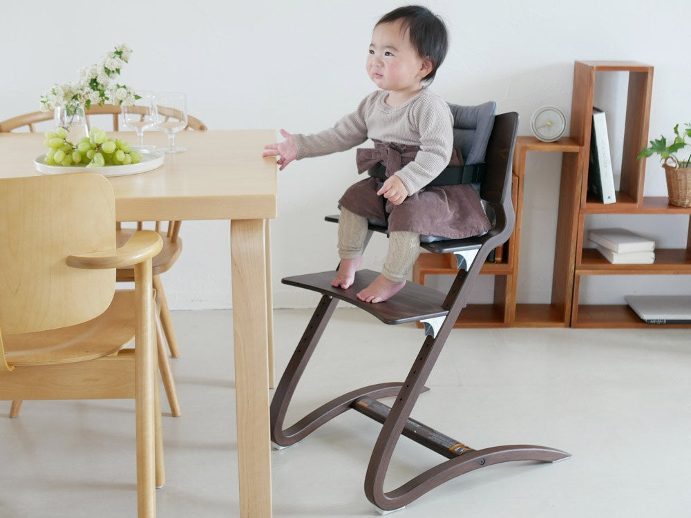 リエンダーハイチェア用テーブル、セーフティーバー&チェアベルト Leander/リエンダー】ACCESSORIES セーフティーバー｜【公式】ひなた