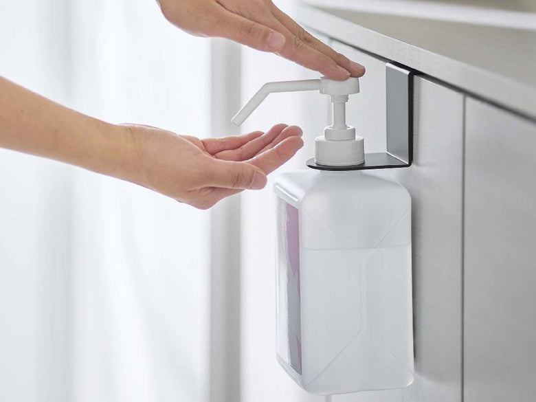 スマートの黒色引っかけ式アルコール除菌ボトルホルダー