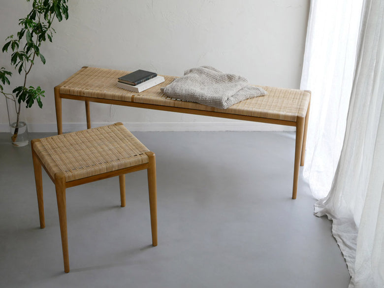 IDENTITYチークスツールとベンチ