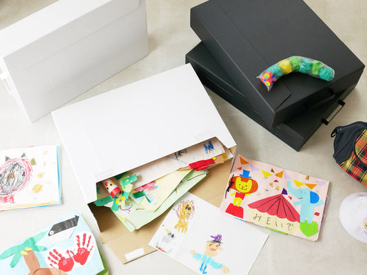 towerタワーの作品収納ボックスの外観