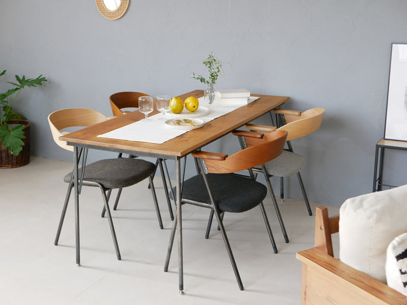 a.depecheのダニス ショートアームファブリックチェア