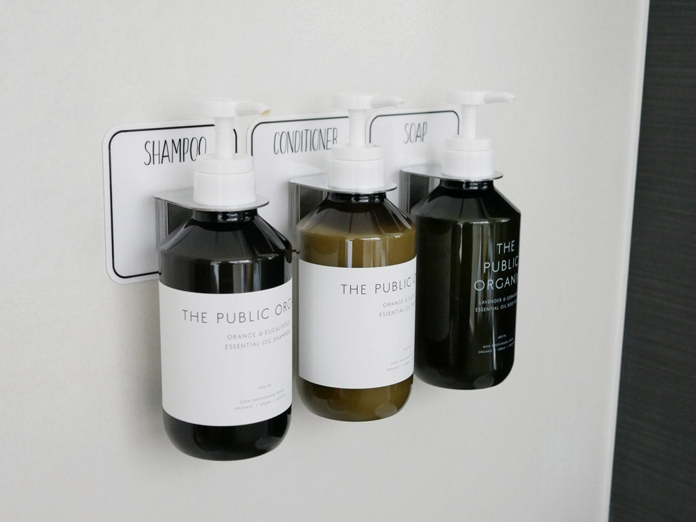 Otelのボトルホルダーとガラス製ソープディスペンサー