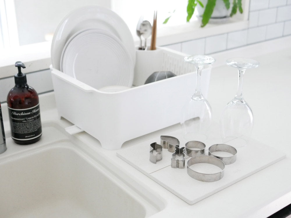 キッチンシンク上に置かれたsoil GEMドライングボード