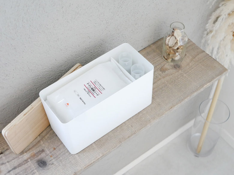 山崎サニタリー収納ケースと花鉢