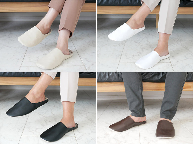 sarasa designのプレーンステッチルームシューズ。合成皮革使用の快適な室内用スリッパで、レディース23.5〜24.5cmとメンズ25.5〜26.5cmに対応。カジュアルなデザインが特徴です。