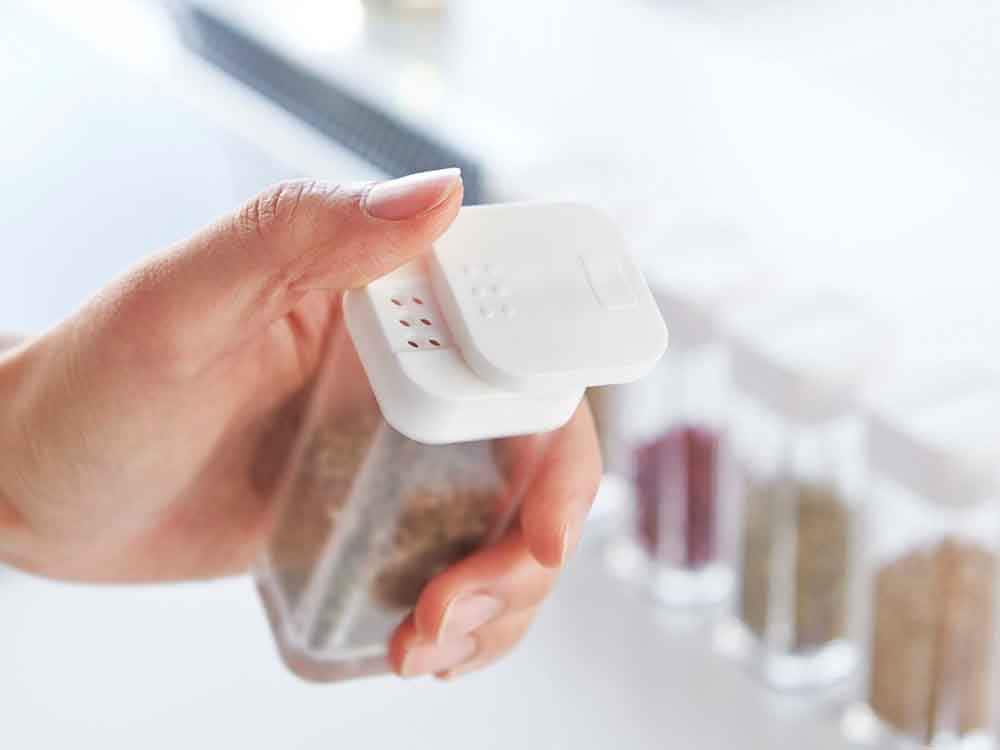 towerタワー ブラックのマグネットスパイスボトル