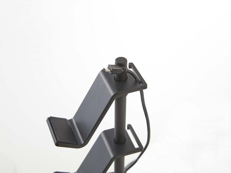 YAMAZAKI製スチール製ゲームコントローラー収納ラック