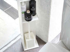 YAMAZAKI/towerブランドのスリムトイレラック。スチール製で高さ70.5cmのバスルーム用収納棚