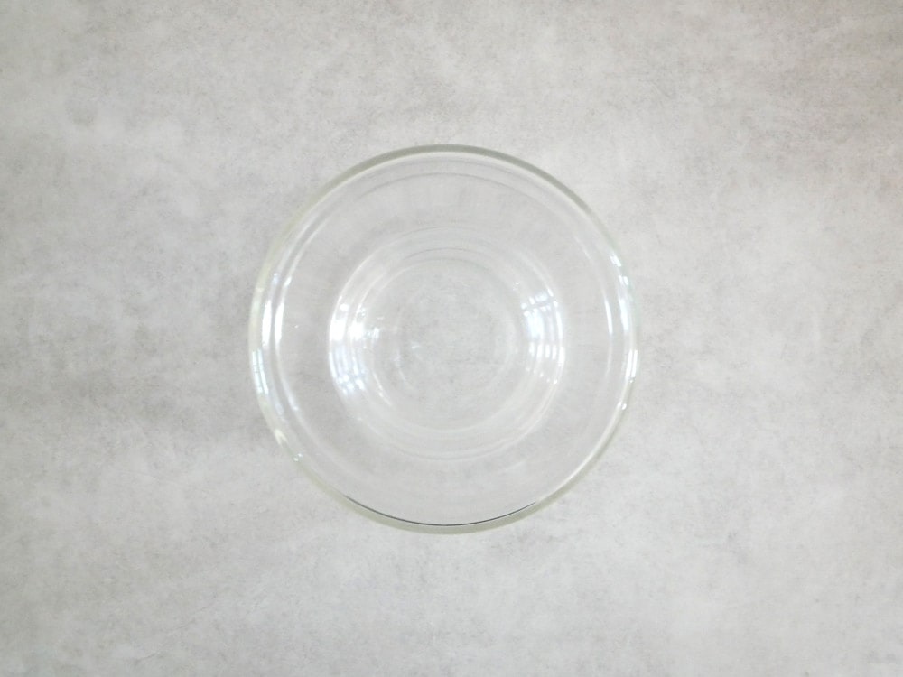 POSH LIVINGのフロートベース、透明ガラス製、直径8cm、高さ15cmの食器用ベース