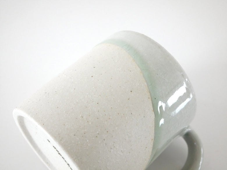 アデペシュの美濃焼240mlマグカップ