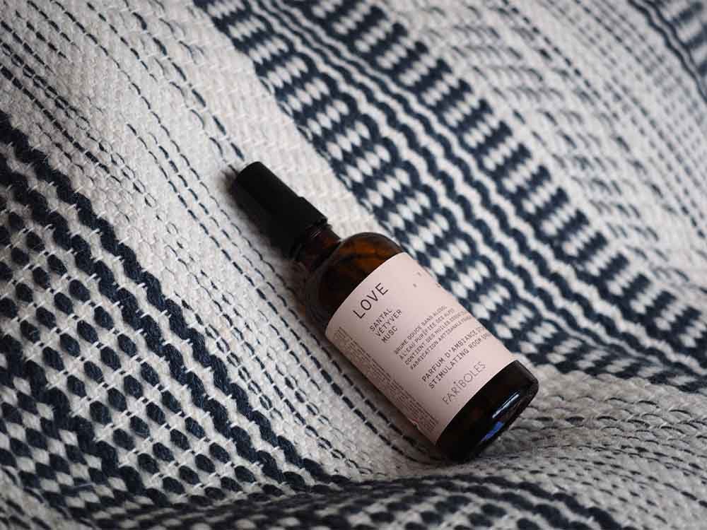 FARIBOLES バランシングルームミスト100mlのガラスボトル