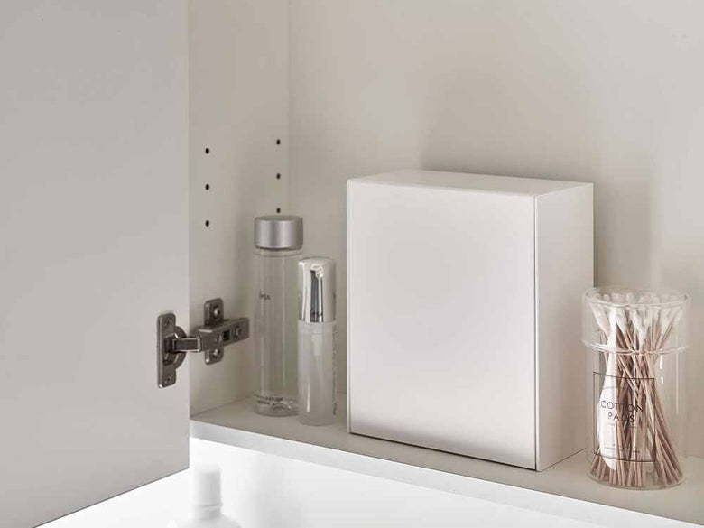 YAMAZAKIタワーの壁掛けダストボックス＆収納ケース