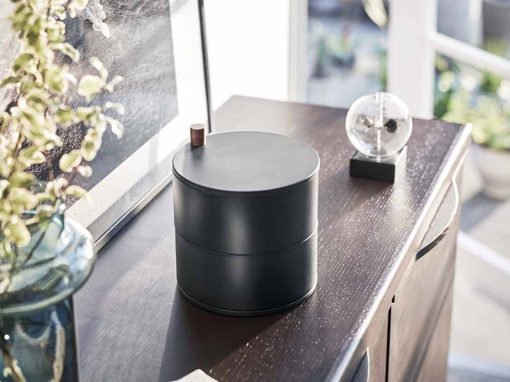 収納トレー付き蚊遣りタワー