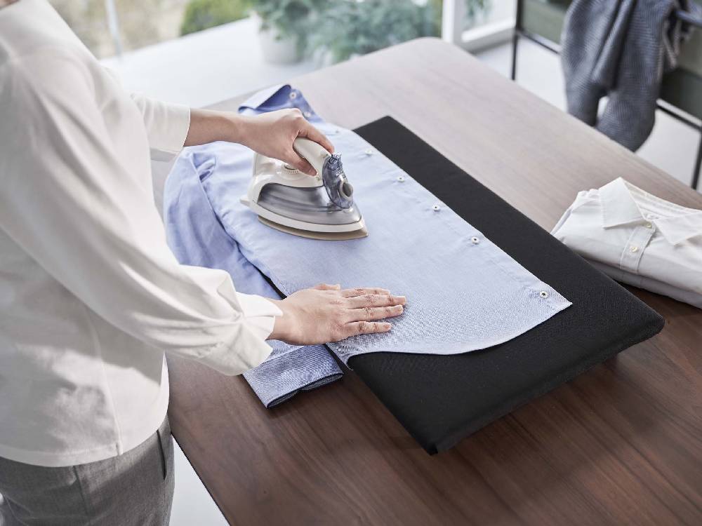 タワー卓上脚付き平型アイロン台