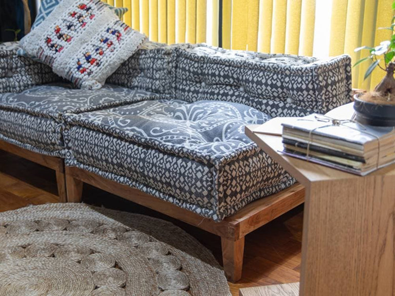 アデペシュのブロックマルチソファとクッション