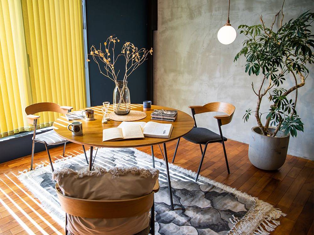 アデペシュ sou ラウンドオークダイニングテーブル