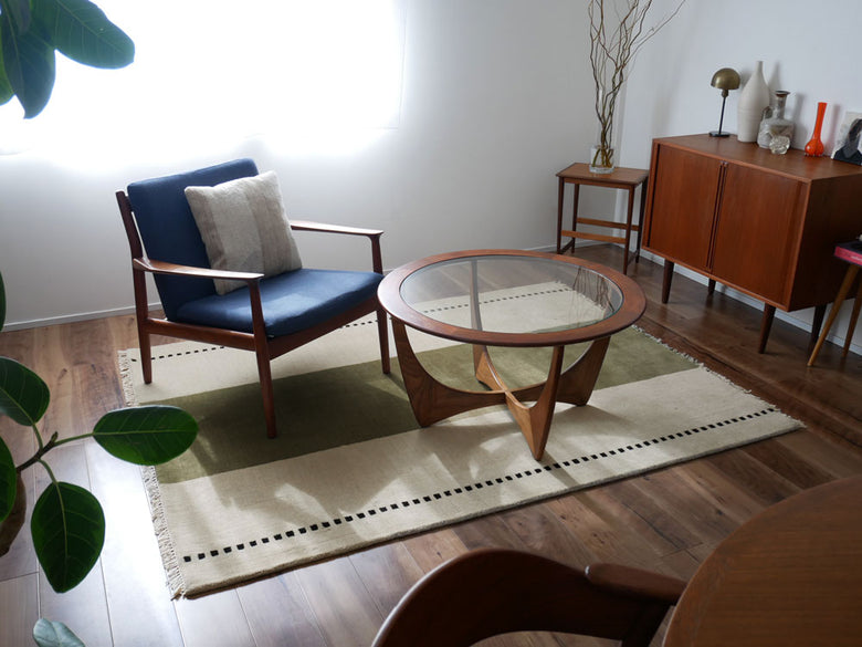 アデペシュ製ペルウールラグ1500サイズの写真