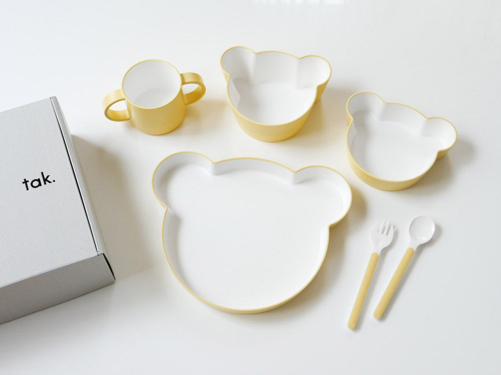 タック製キッズディッシュとカトラリー