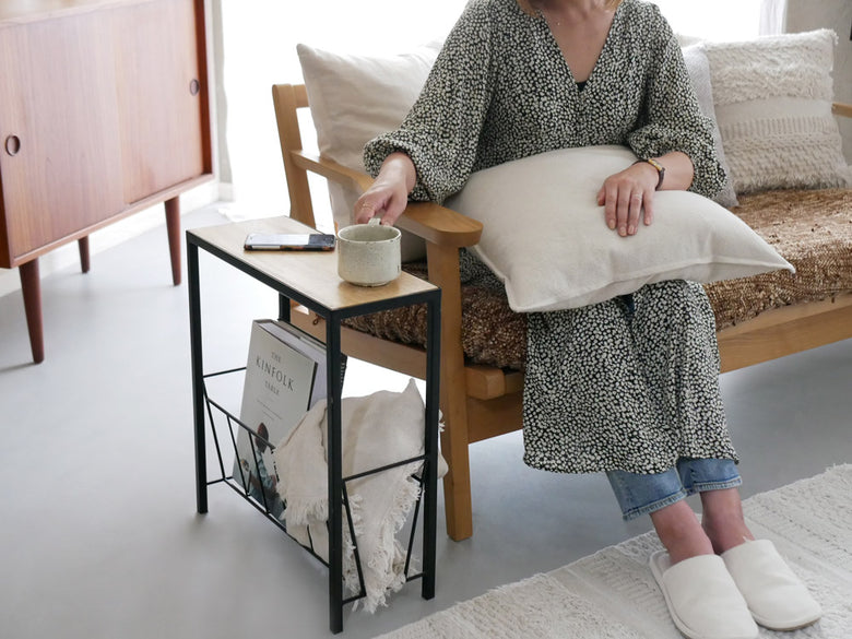 アイアンと木材のPOSHリビングマガジンラック