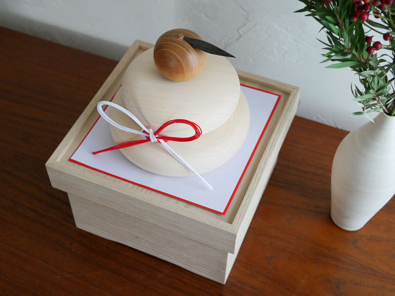 けやき工芸 谷口の収納台付き手作り鏡餅