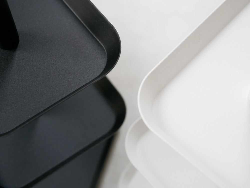 towerブランドのキッチン用3段スチールトレー