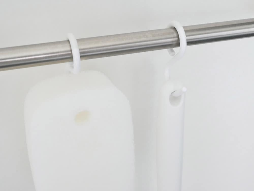 MARNAマーナのお風呂用白いプラスチック製スポンジ