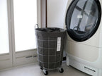 BRIDブランドのランドリーストレージ ラウンド33L、キャスター付きのスチール製丸型収納ボックス