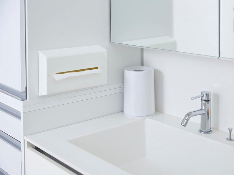 ideaco製【WALL】ティッシュケースが浴室に設置