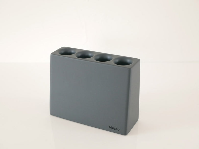 木材とプラスチックで作られたイデアコのスリム2アンブレラスタンド