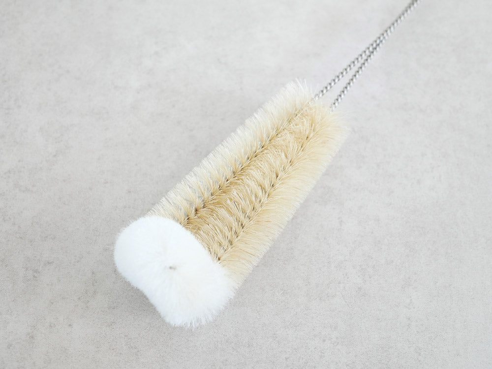 マーナ製天然木柄の冷水筒洗いブラシ