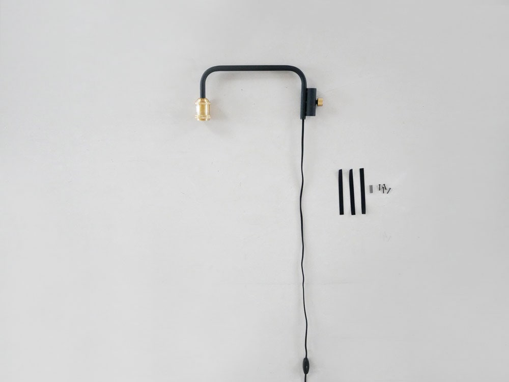 平安伸銅の真鍮壁掛け照明