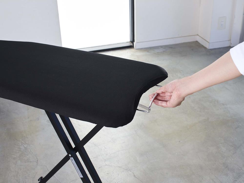 YAMAZAKIタワー 軽量スタンド式アイロン台の画像