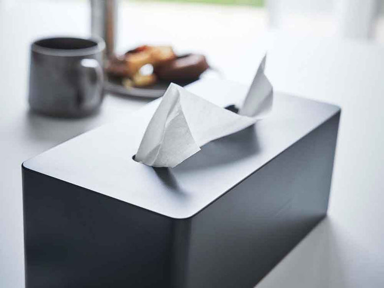 タワー銀色マグネットティッシュケース